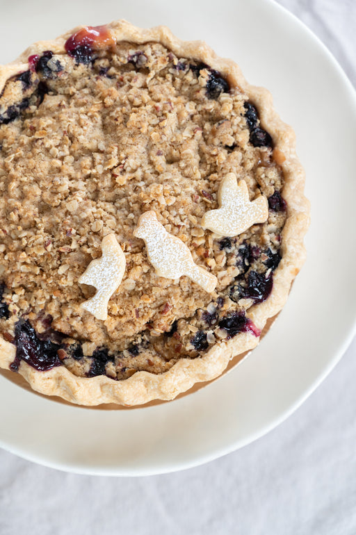 Apple Blueberry Pecan Crisp Crumble Pie.